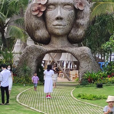 Thanh Long Bay